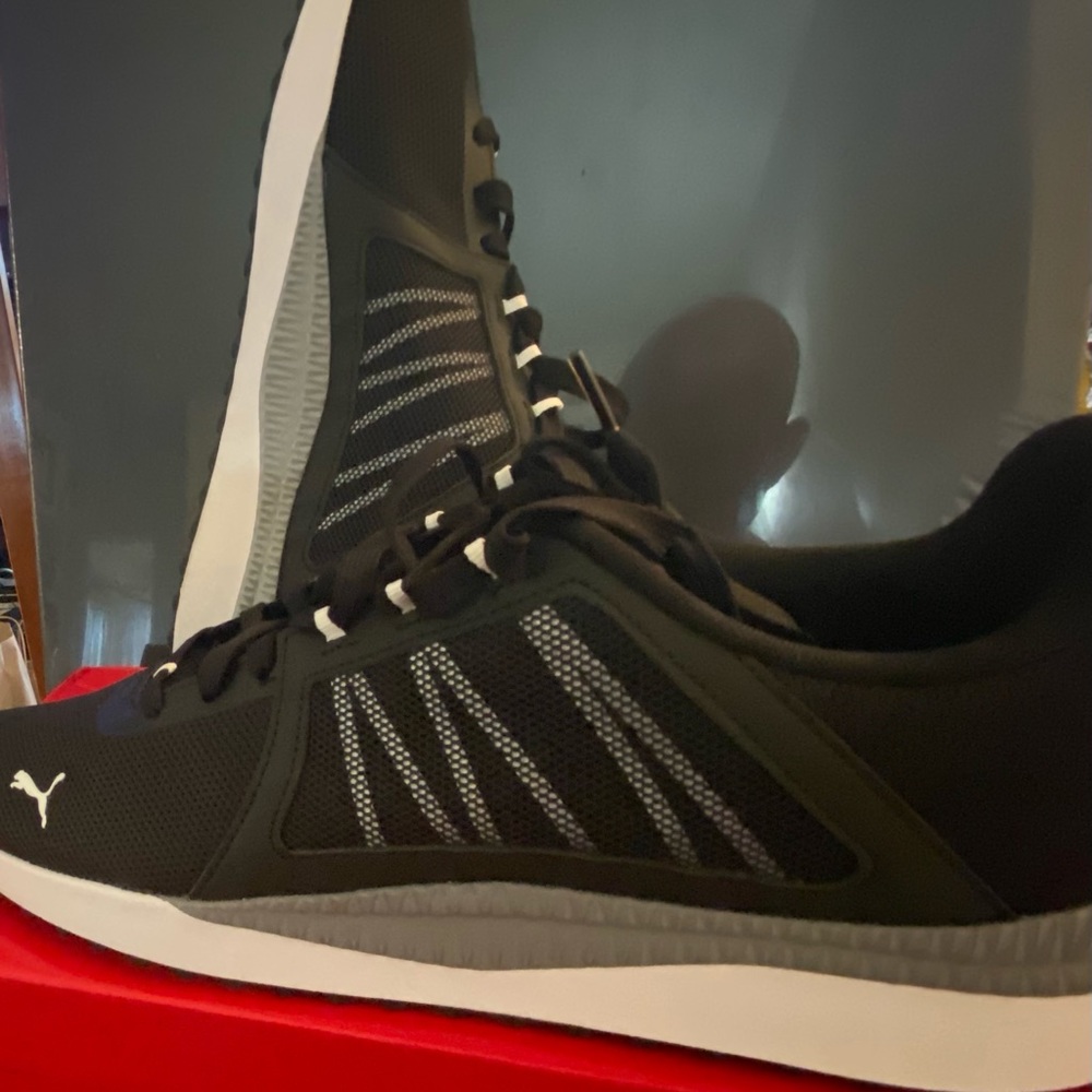 Puma men’s sneakers, size 13.